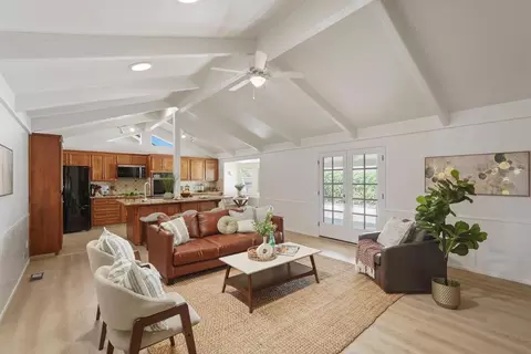 Living - 1457 Keagle Way, Lodi, CA 95242 photo 6 of 7