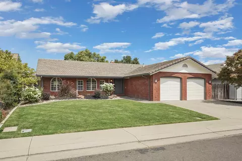Exterior - 1457 Keagle Way, Lodi, CA 95242 photo 3 of 12