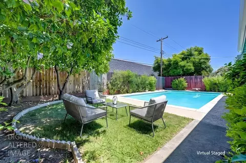 Exterior - 6447 Rexford Way, Carmichael, CA 95608 photo 6 of 10