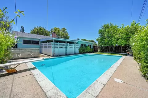 Exterior - 6447 Rexford Way, Carmichael, CA 95608 photo 8 of 10
