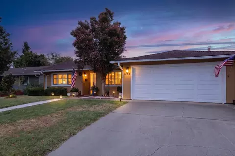 1753 El Paseo Dr, Woodland, CA 95695