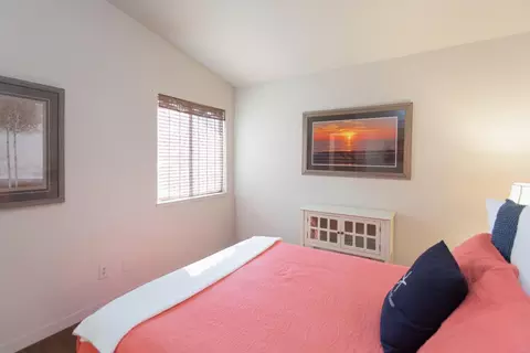 Bedroom - 668 Shadowview Ct, Turlock, CA 95382 photo 3 of 6