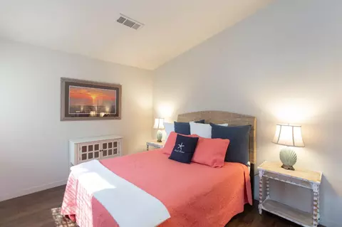 Bedroom - 668 Shadowview Ct, Turlock, CA 95382 photo 1 of 6