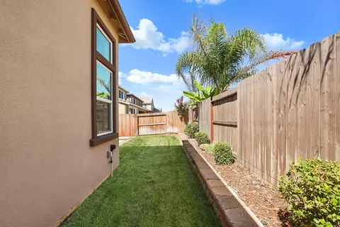 Exterior - 97 Bodega Dr, Lodi, CA 95240 photo 6 of 7