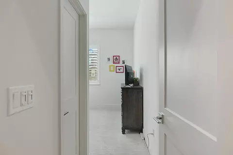 Entry Way - 97 Bodega Dr, Lodi, CA 95240 photo 3 of 4
