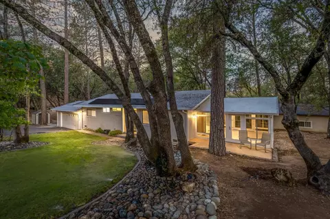 19651 Echo Blue Dr, Penn Valley, CA 95946