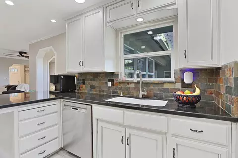 Kitchen - 2208 Cabrillo Cir, Lodi, CA 95242 photo 6 of 7