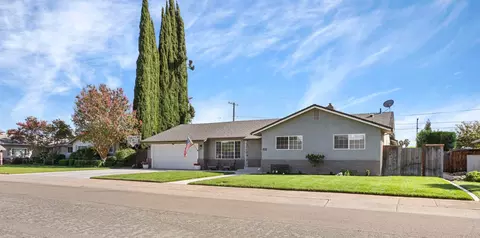 Exterior - 2208 Cabrillo Cir, Lodi, CA 95242 photo 14 of 14