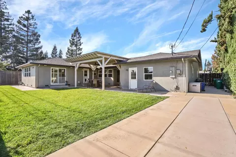 Exterior - 2208 Cabrillo Cir, Lodi, CA 95242 photo 8 of 14