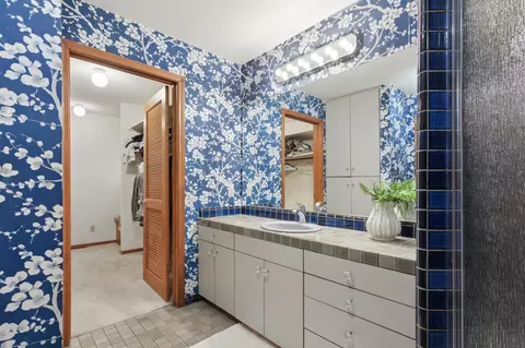 Bath - 861 Malaga Ave, Davis, CA 95616 photo 8 of 13