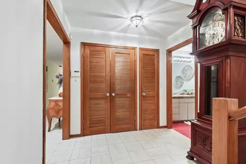 Entry Way - 861 Malaga Ave, Davis, CA 95616 photo 3 of 8