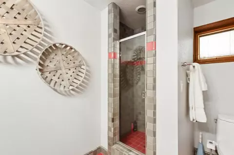 Bath - 861 Malaga Ave, Davis, CA 95616 photo 2 of 13