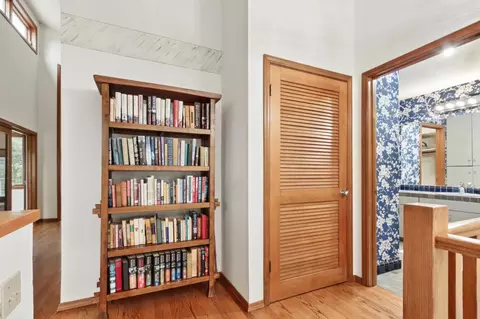 Entry Way - 861 Malaga Ave, Davis, CA 95616 photo 5 of 8