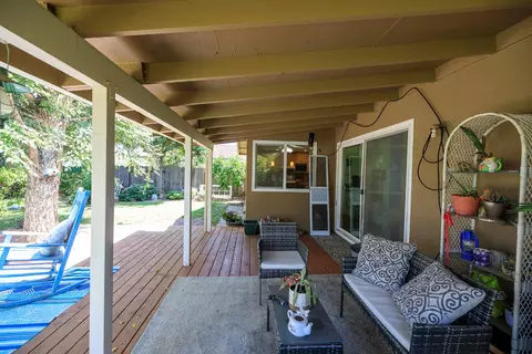 Exterior - 3290 Vanderbilt Ave, Turlock, CA 95382 photo 7 of 22
