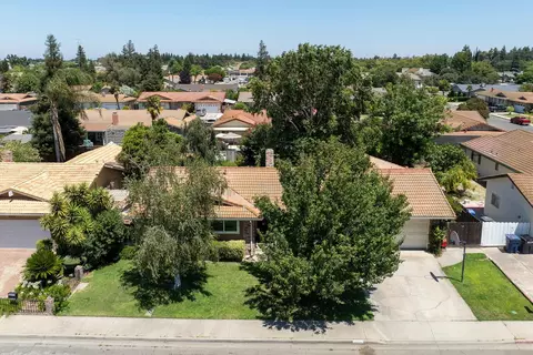 View/Area - 3290 Vanderbilt Ave, Turlock, CA 95382 photo 1 of 7