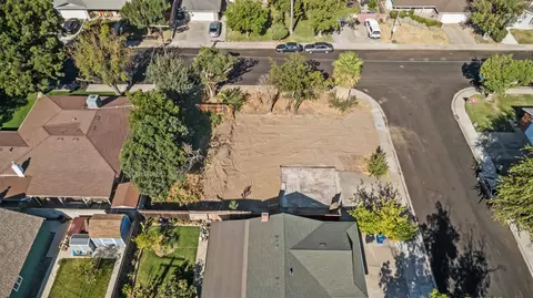 1648 Ascot Dr, Modesto, CA 95350 photo 4