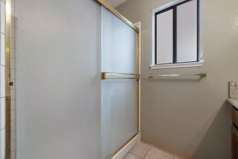 Bath - 1200 Moffett Rd, Modesto, CA 95351 photo 3 of 3