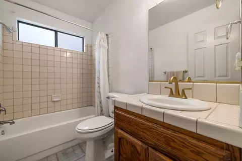 Bath - 1200 Moffett Rd, Modesto, CA 95351 photo 1 of 3