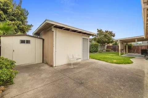 Exterior - 1200 Moffett Rd, Modesto, CA 95351 photo 4 of 5