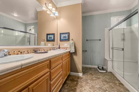 Bath - 3361 Blairs Ln, Placerville, CA 95667 photo 2 of 4