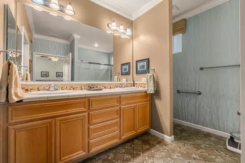 Bath - 3361 Blairs Ln, Placerville, CA 95667 photo 1 of 4
