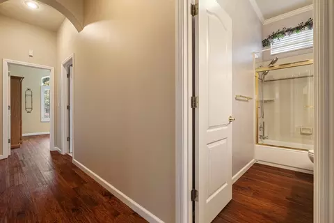 Entry Way - 4709 Via Brezza, Modesto, CA 95357 photo 4 of 7