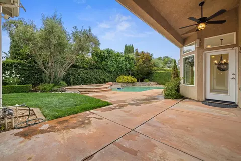 Exterior - 4709 Via Brezza, Modesto, CA 95357 photo 4 of 11