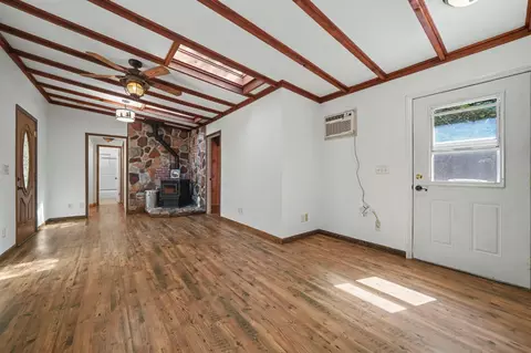 Living - 16918 Sutter Creek Rd, Sutter Creek, CA 95685 photo 1 of 1