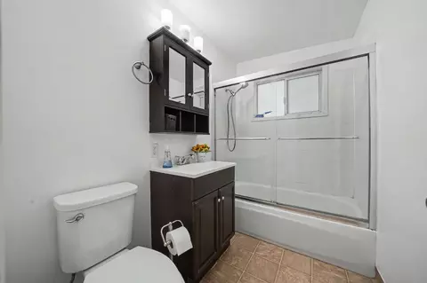Bath - 16918 Sutter Creek Rd, Sutter Creek, CA 95685 photo 1 of 2