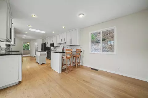 Kitchen - 12511 Tabeaud Rd, Pine Grove, CA 95665 photo 2 of 7