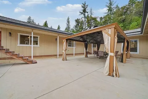 Exterior - 12511 Tabeaud Rd, Pine Grove, CA 95665 photo 4 of 23