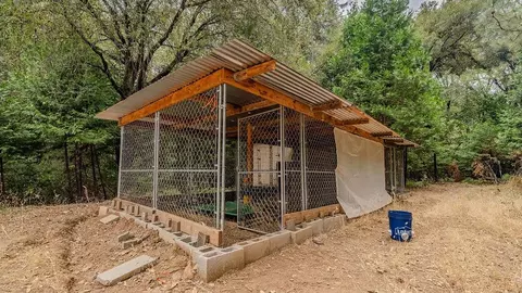 Exterior - 12511 Tabeaud Rd, Pine Grove, CA 95665 photo 7 of 23
