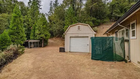Exterior - 12511 Tabeaud Rd, Pine Grove, CA 95665 photo 10 of 23