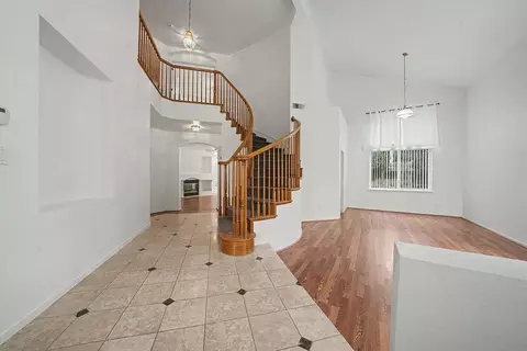 Entry Way - 1066 Ruess Rd, Ripon, CA 95366 photo 2 of 8