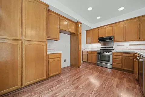 Kitchen - 1066 Ruess Rd, Ripon, CA 95366 photo 2 of 6