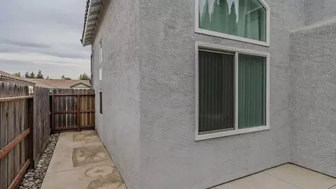Exterior - 1066 Ruess Rd, Ripon, CA 95366 photo 10 of 14