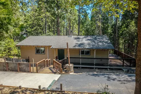 Exterior - 2173 Silver Dr, Arnold, CA 95223 photo 3 of 7