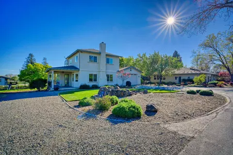 Exterior - 4841 Val Verde Rd, Loomis, CA 95650 photo 5 of 9