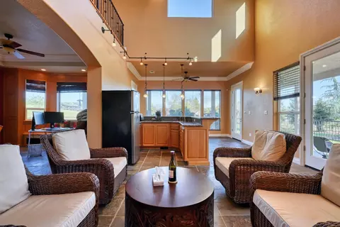 Living - 4841 Val Verde Rd, Loomis, CA 95650 photo 6 of 9