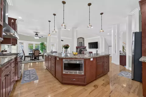 Kitchen - 1300 Large Oak Dr, Placerville, CA 95667 photo 6 of 10