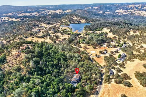 View/Area - 1300 Large Oak Dr, Placerville, CA 95667 photo 2 of 9