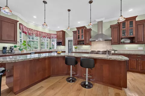 Kitchen - 1300 Large Oak Dr, Placerville, CA 95667 photo 5 of 10