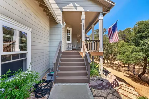 Exterior - 1300 Large Oak Dr, Placerville, CA 95667 photo 6 of 21