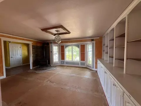 Living - 17772 Nills Way, Jackson, CA 95642 photo 2 of 5