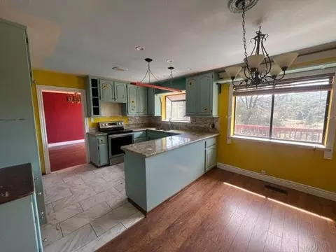 Kitchen - 17772 Nills Way, Jackson, CA 95642 photo 2 of 2