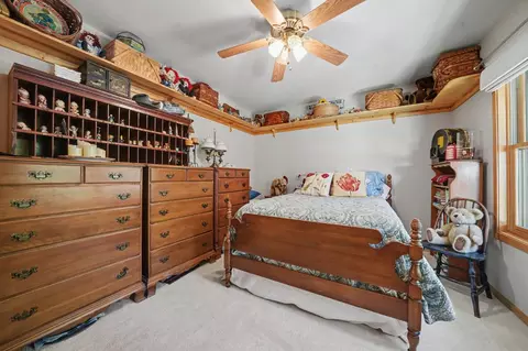 Bedroom - 25381 Madrone Ct, Volcano, CA 95689 photo 5 of 9