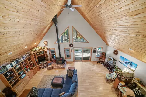 Entry Way - 25381 Madrone Ct, Volcano, CA 95689 photo 3 of 3