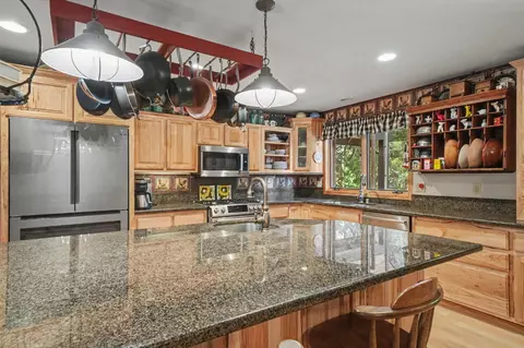Kitchen - 25381 Madrone Ct, Volcano, CA 95689 photo 2 of 8