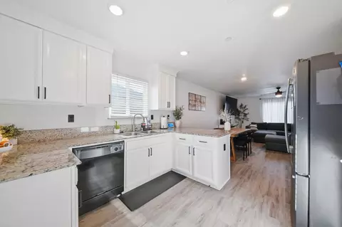 Kitchen - 756 Brianne Ct, Merced, CA 95341 photo 2 of 2