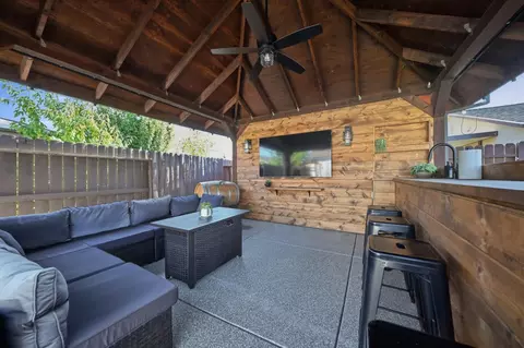Exterior - 756 Brianne Ct, Merced, CA 95341 photo 3 of 4